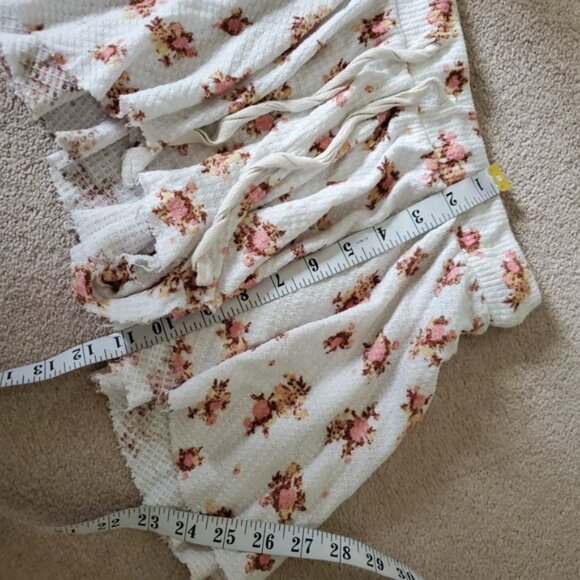 Free People Floral Boho Raw Hem Flowy Lounge Waffle Knit Shorts XS - Picture 4 of 8